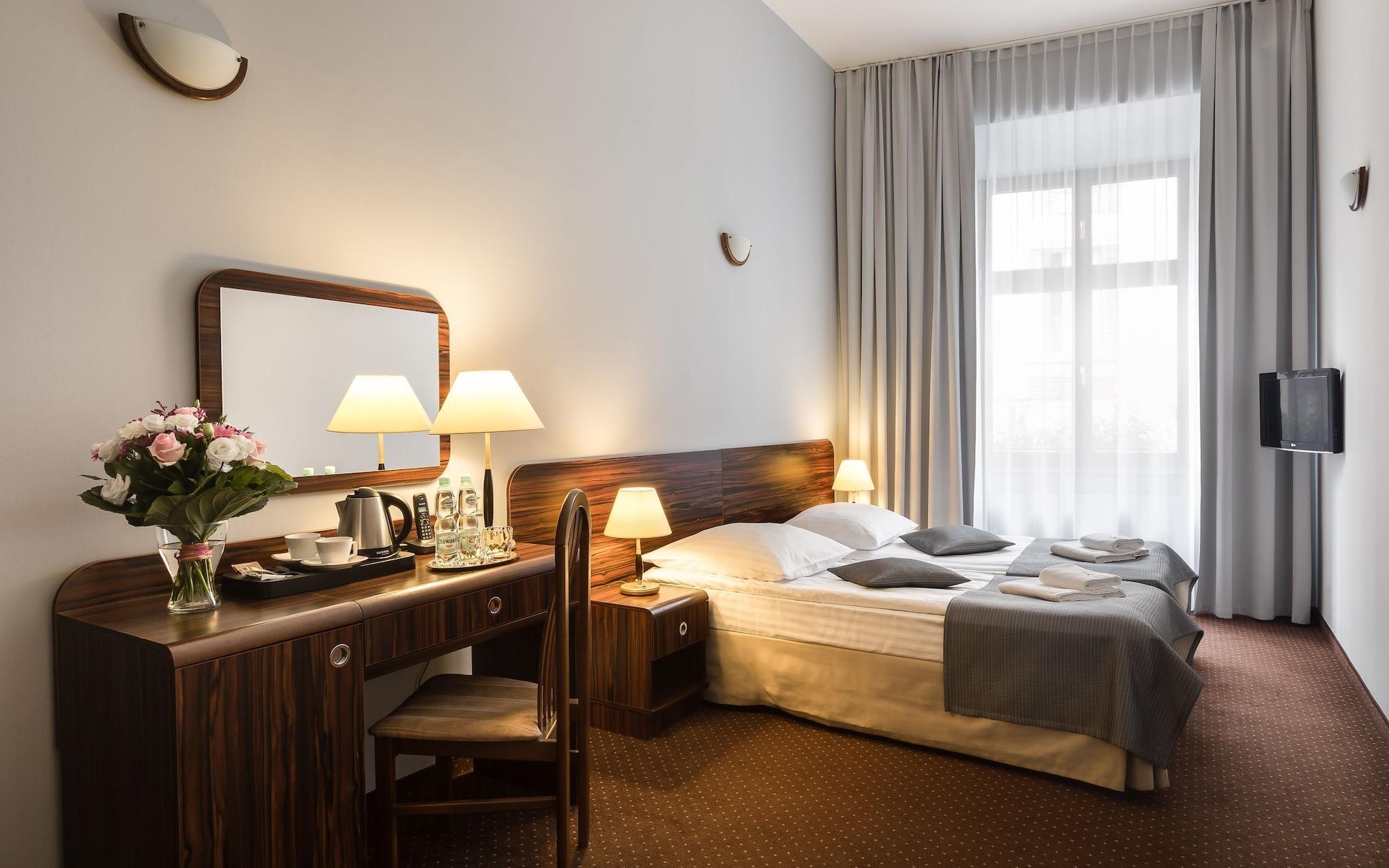 Hotel Wit Stwosz Cracovie Chambre photo